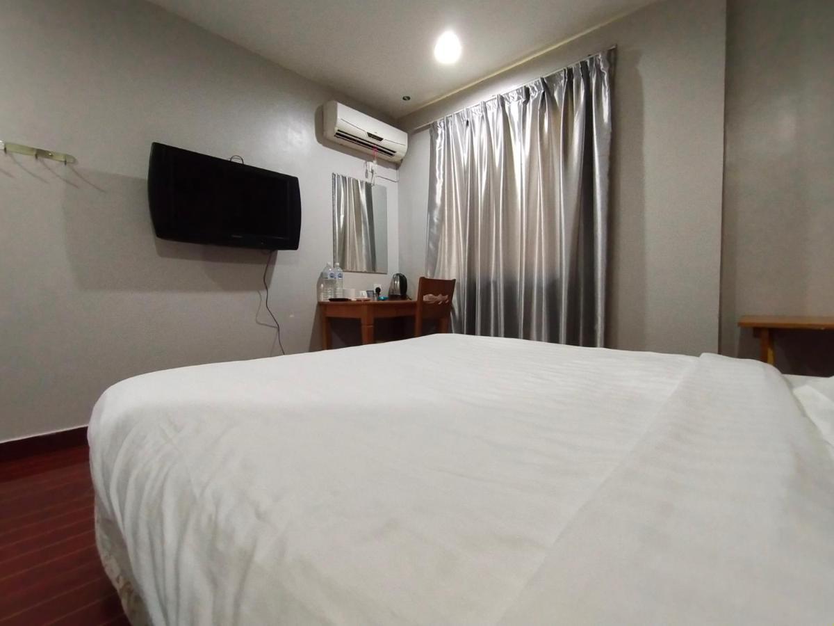 Oyo 90248 Kapitan Inn Bintulu Luaran gambar