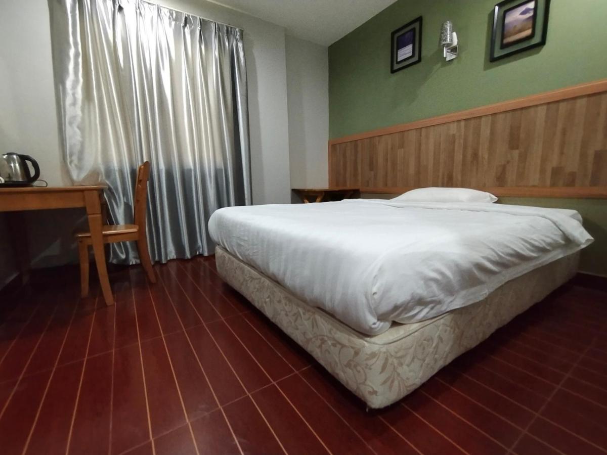 Oyo 90248 Kapitan Inn Bintulu Luaran gambar